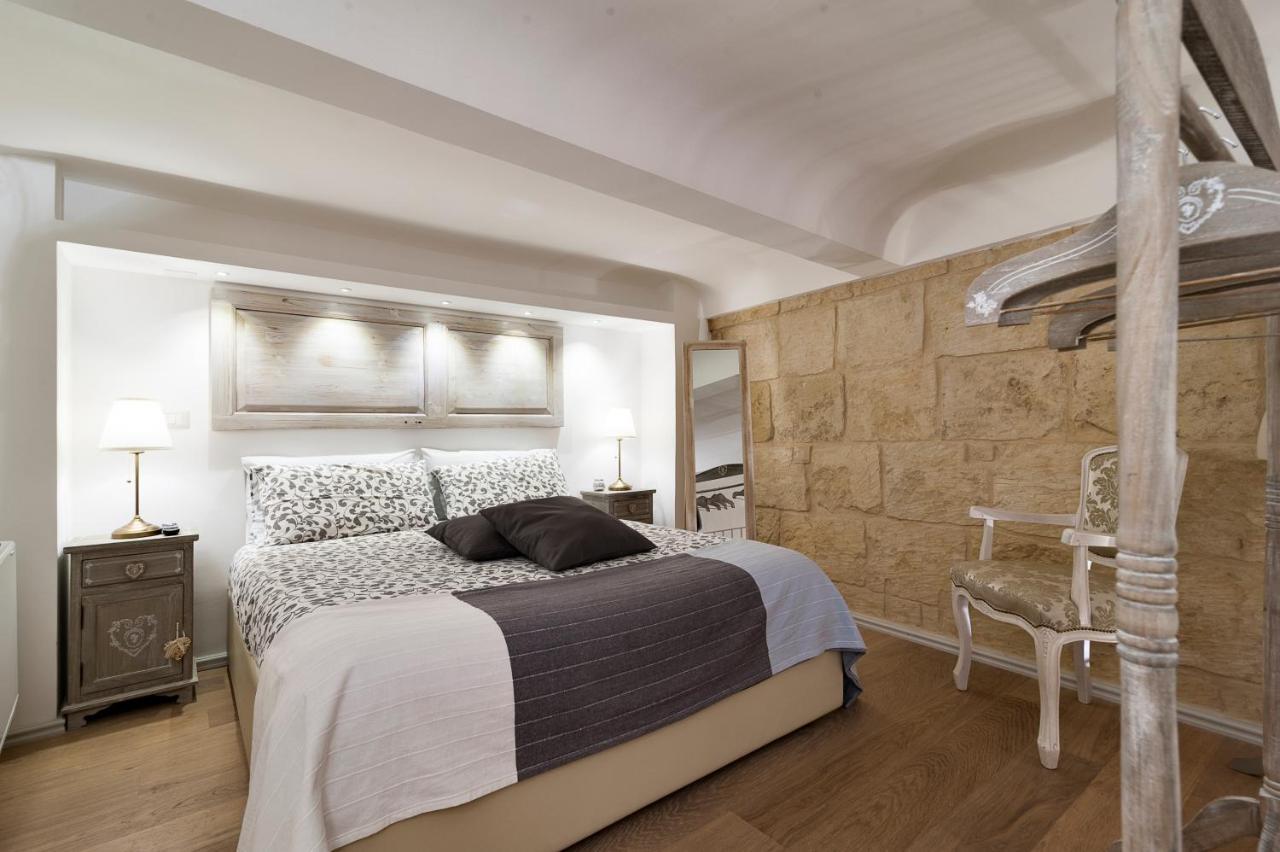 Palazzo Mandurino Luxury Relais Bed & Breakfast Zollino Luaran gambar