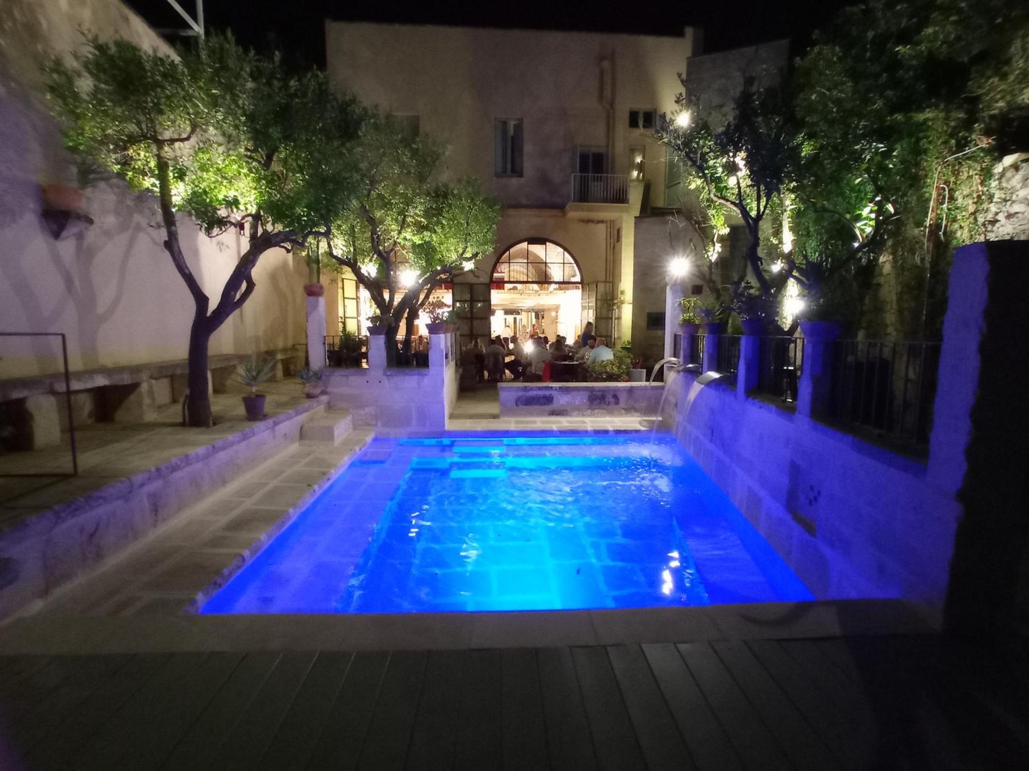 Palazzo Mandurino Luxury Relais Bed & Breakfast Zollino Luaran gambar