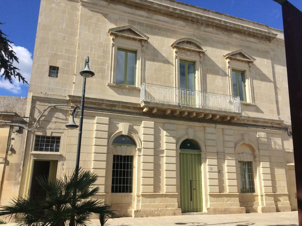 Palazzo Mandurino Luxury Relais Bed & Breakfast Zollino Luaran gambar
