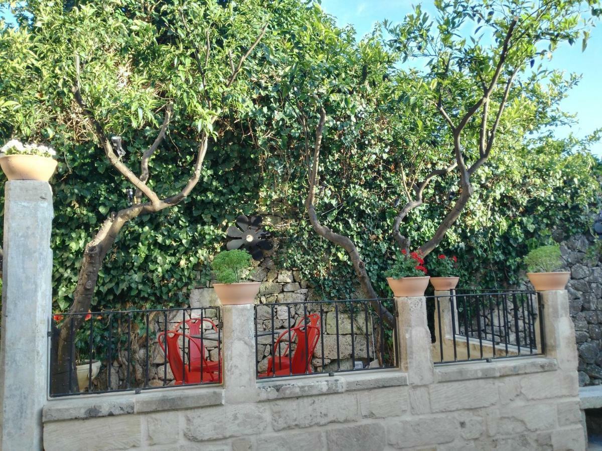Palazzo Mandurino Luxury Relais Bed & Breakfast Zollino Luaran gambar